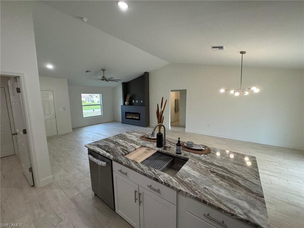 1027 Alfreda Ave, Lehigh Acres, FL 33971-9