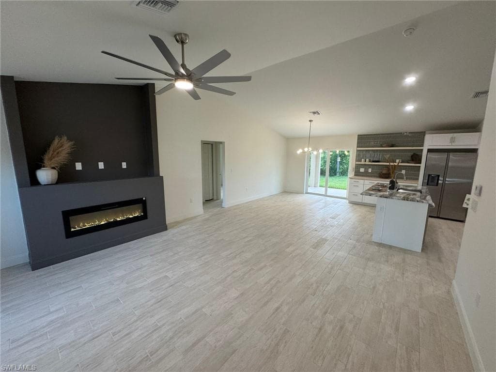 1027 Alfreda Ave, Lehigh Acres, FL 33971-11