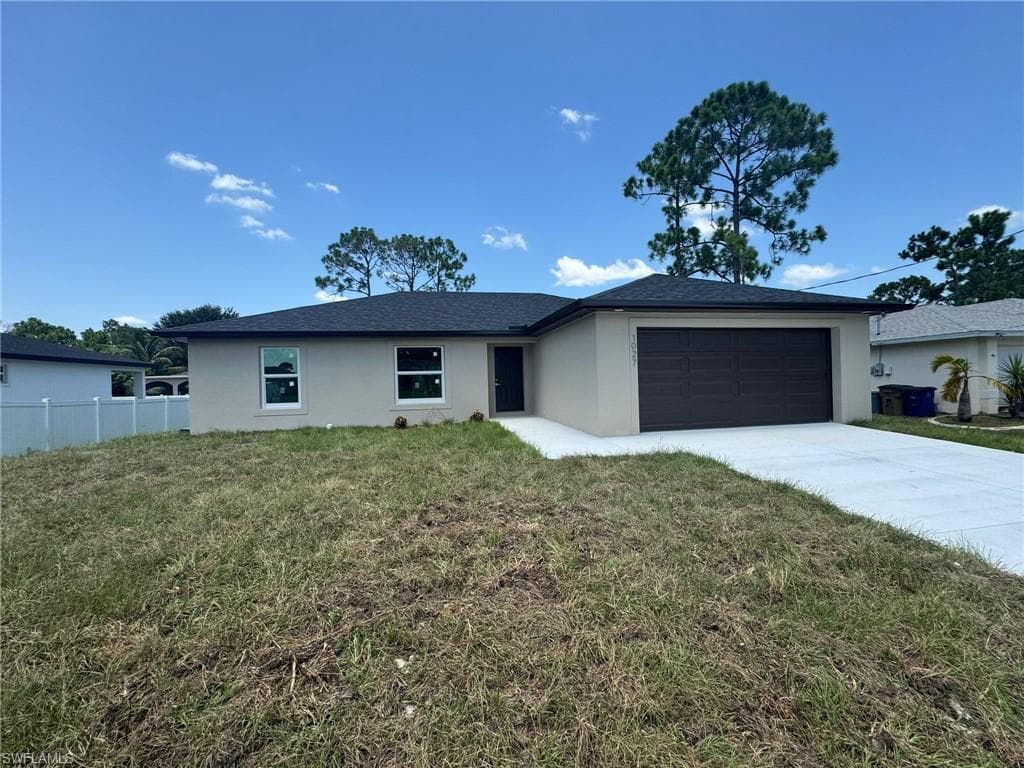 1027 Alfreda Ave, Lehigh Acres, FL 33971-29
