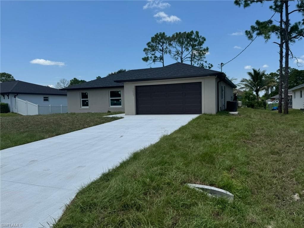 1027 Alfreda Ave, Lehigh Acres, FL 33971-30