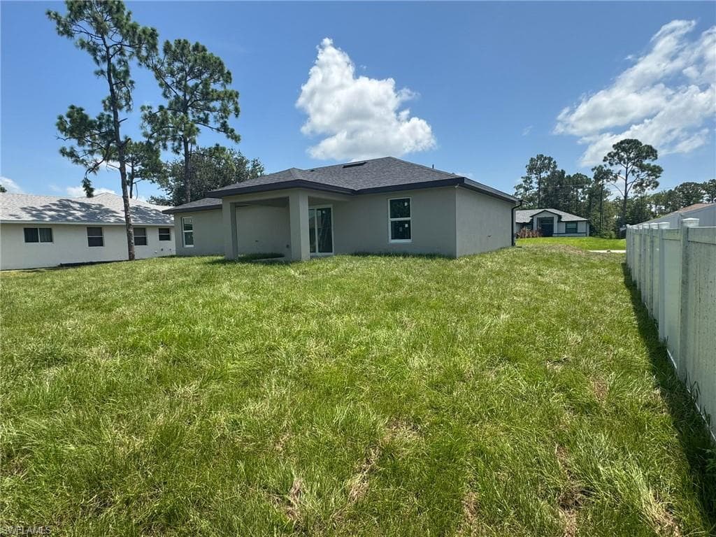 1027 Alfreda Ave, Lehigh Acres, FL 33971-33
