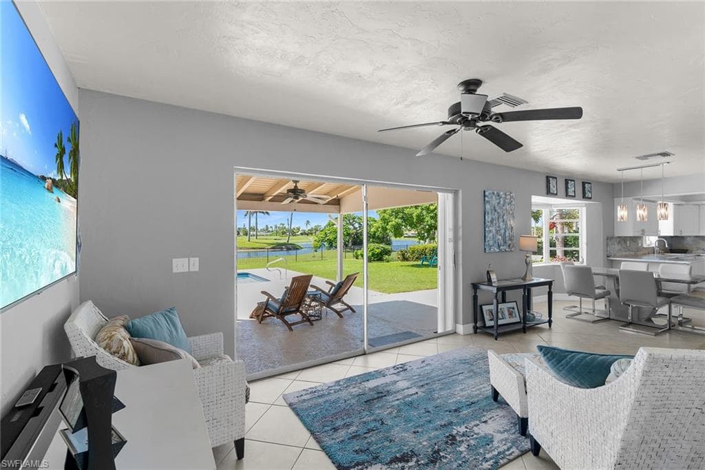 459 Echo Cir, Marco Island, FL 34145-16