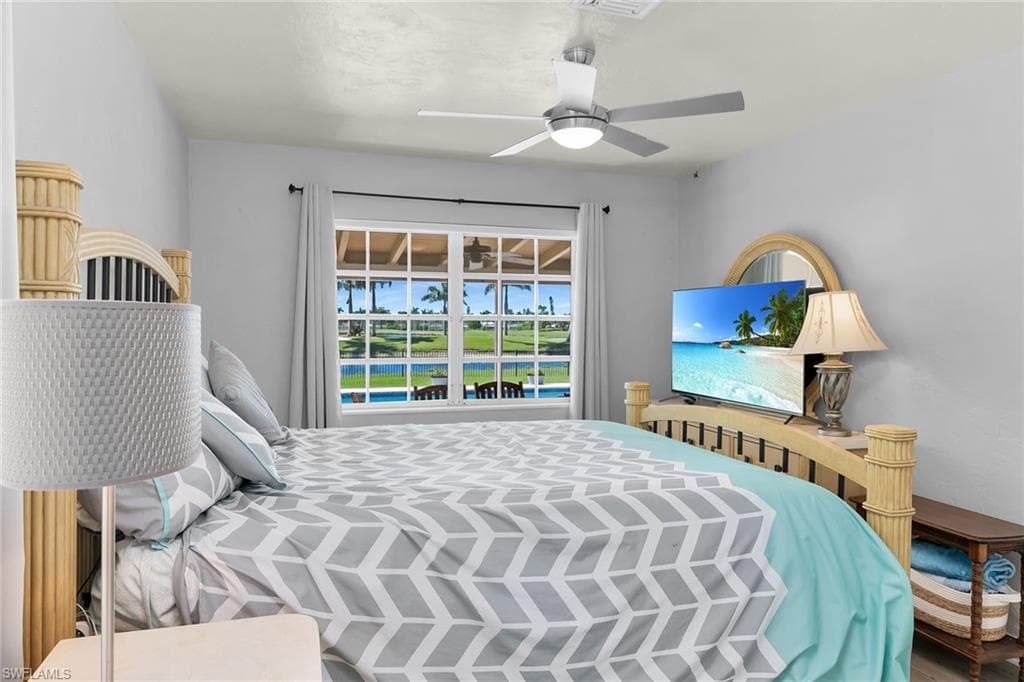 459 Echo Cir, Marco Island, FL 34145-19