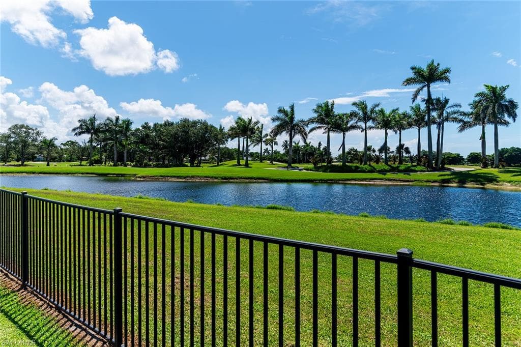 459 Echo Cir, Marco Island, FL 34145-32
