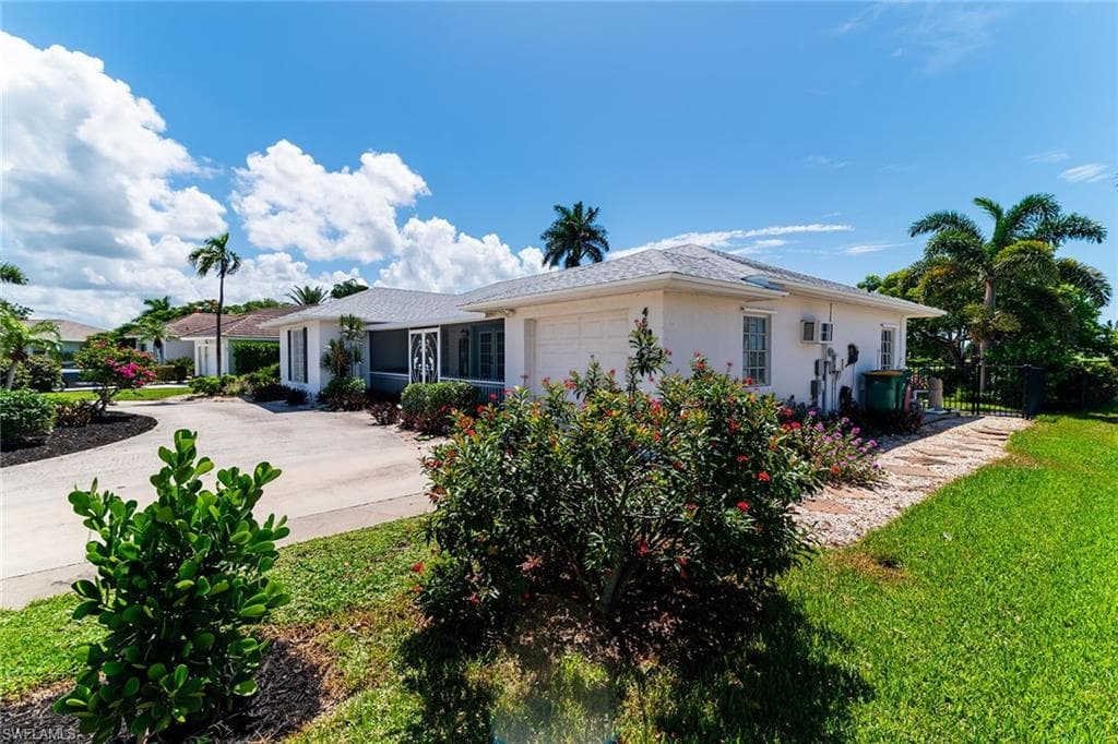 459 Echo Cir, Marco Island, FL 34145-37