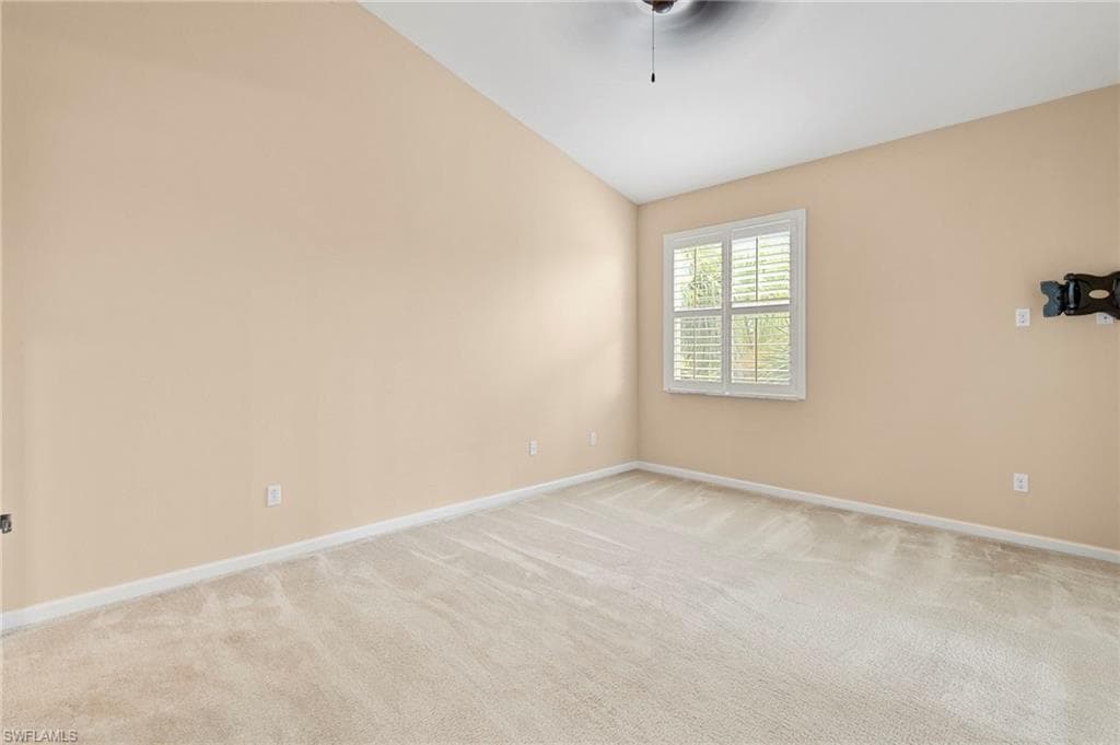 6689 Alden Woods Cir 202, Naples, FL 34113-28