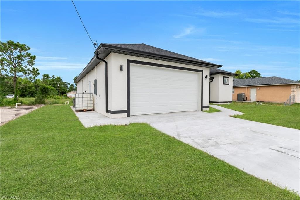 720 Castlestone Ave S, Lehigh Acres, FL 33974-35