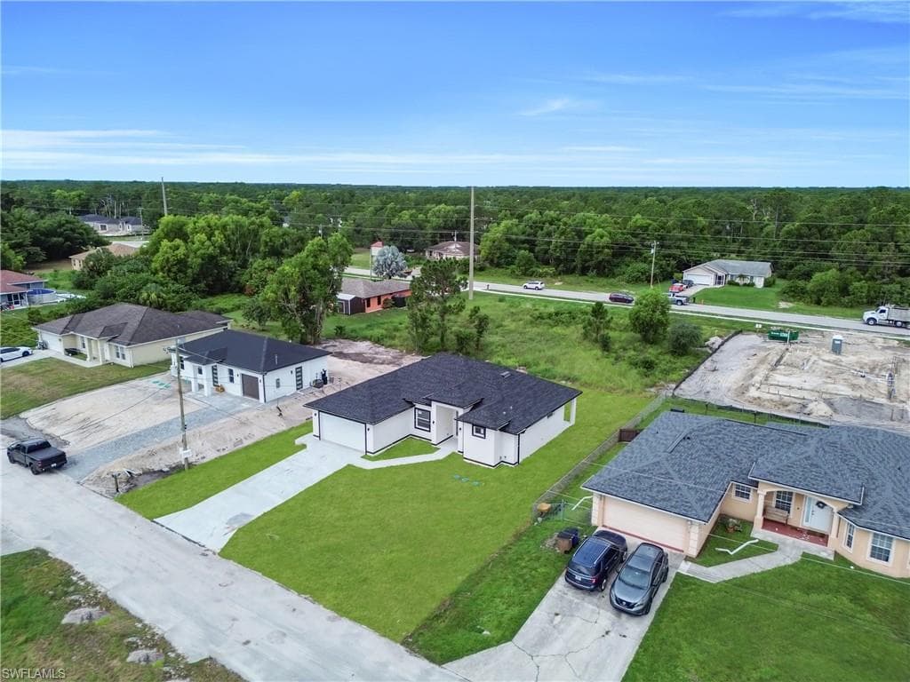 720 Castlestone Ave S, Lehigh Acres, FL 33974-6