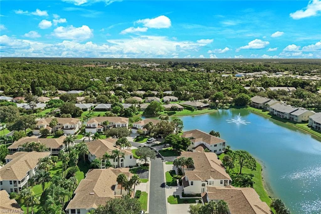 9630 Village View Blvd 202, Bonita Springs, FL 34135-33