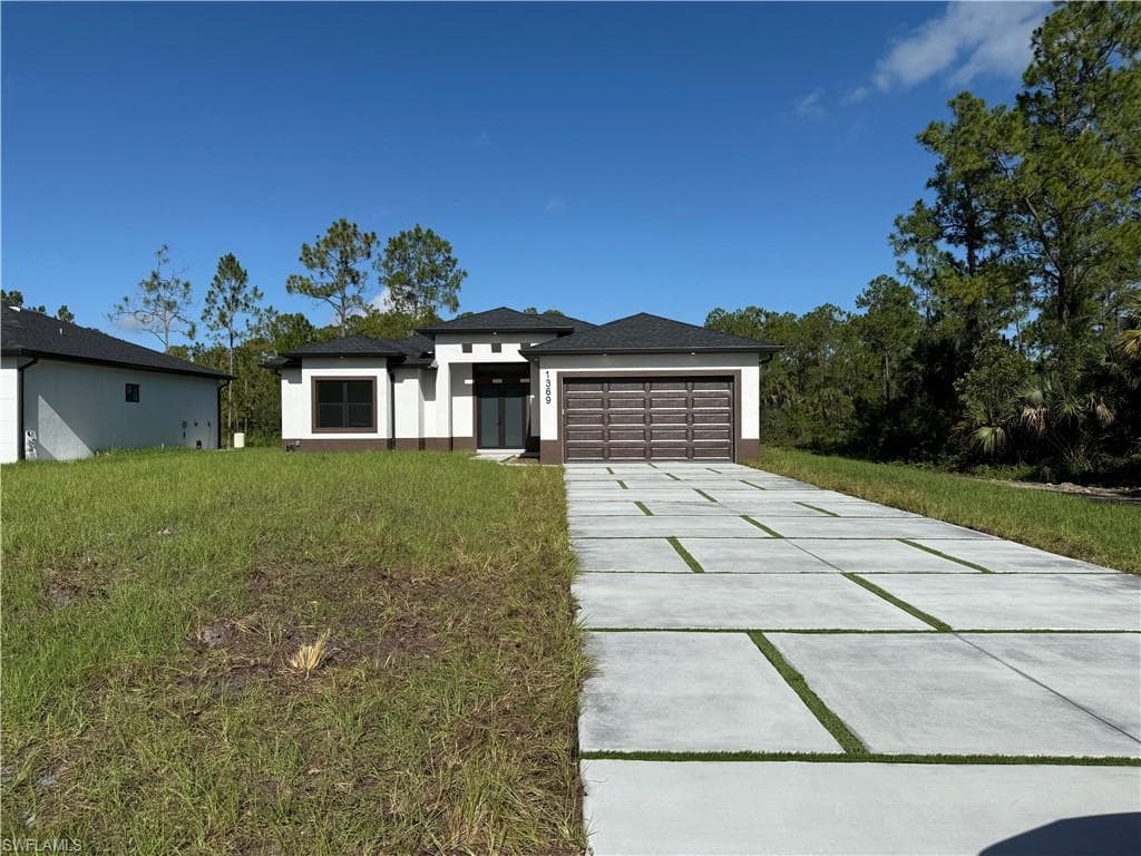 3224 37th Ave NE, Naples, FL 34120-2