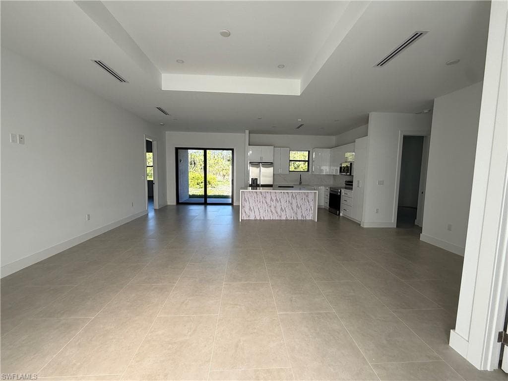 3224 37th Ave NE, Naples, FL 34120-3