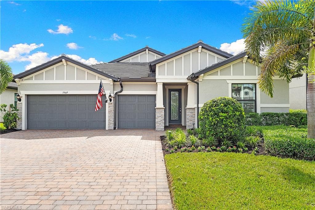 19669 The Place Blvd, Estero, FL 33928-4