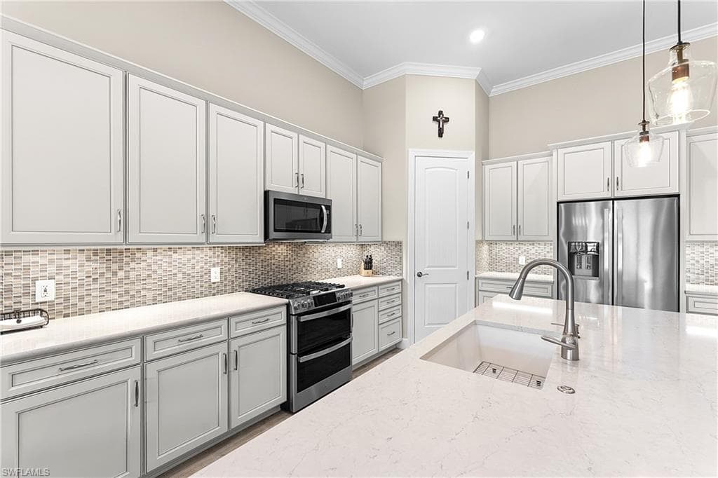 19669 The Place Blvd, Estero, FL 33928-5