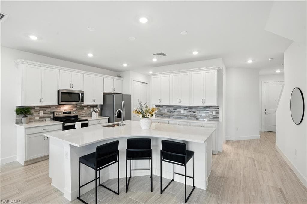 4349 Sonoma Oaks Cir, Naples, FL 34119-7