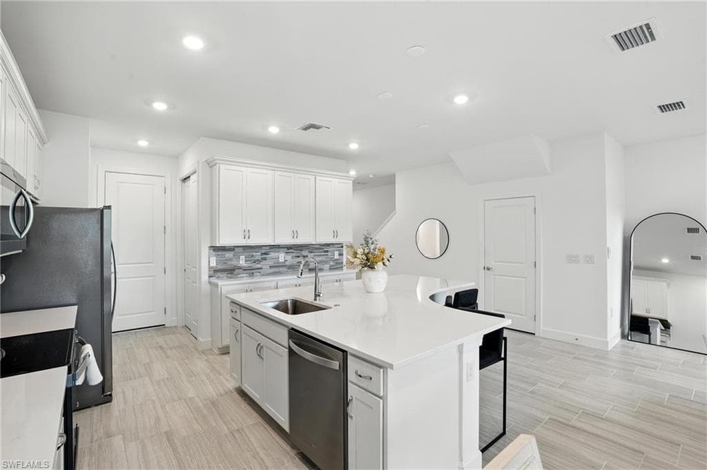 4349 Sonoma Oaks Cir, Naples, FL 34119-8