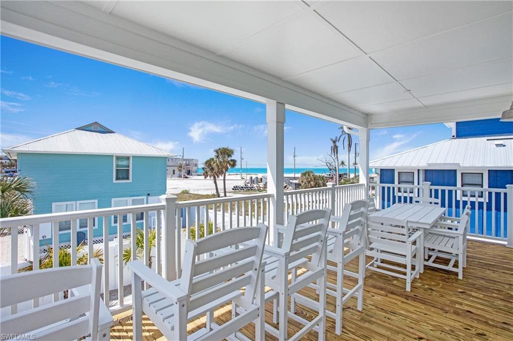 289 Lazy Way, Fort Myers Beach, FL 33931-15