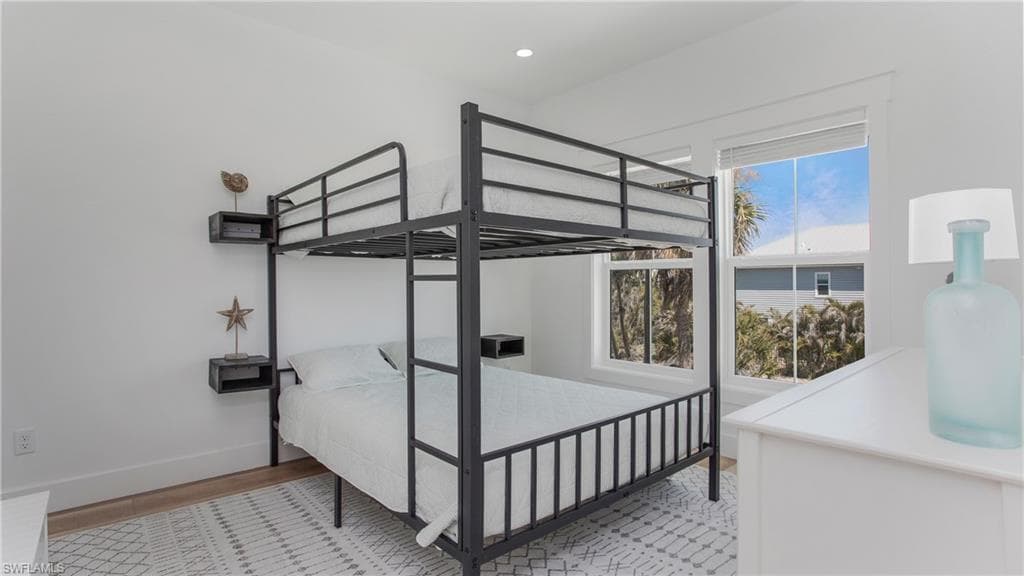 289 Lazy Way, Fort Myers Beach, FL 33931-18