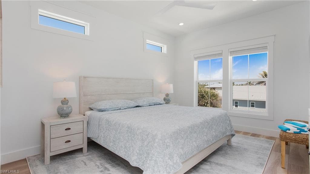 289 Lazy Way, Fort Myers Beach, FL 33931-20