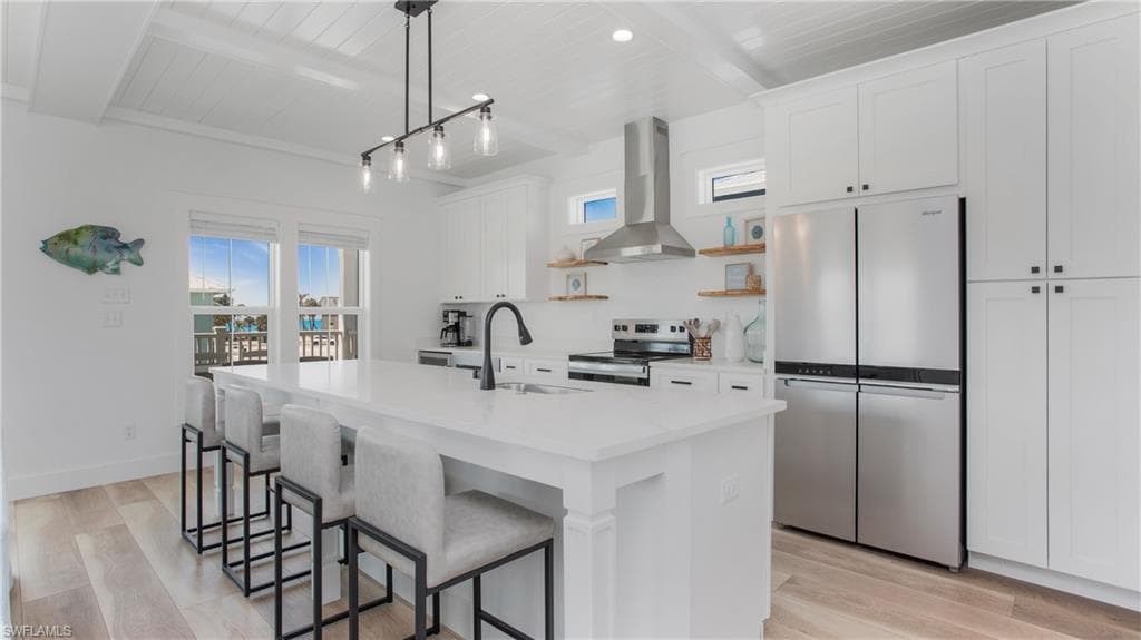 289 Lazy Way, Fort Myers Beach, FL 33931-6