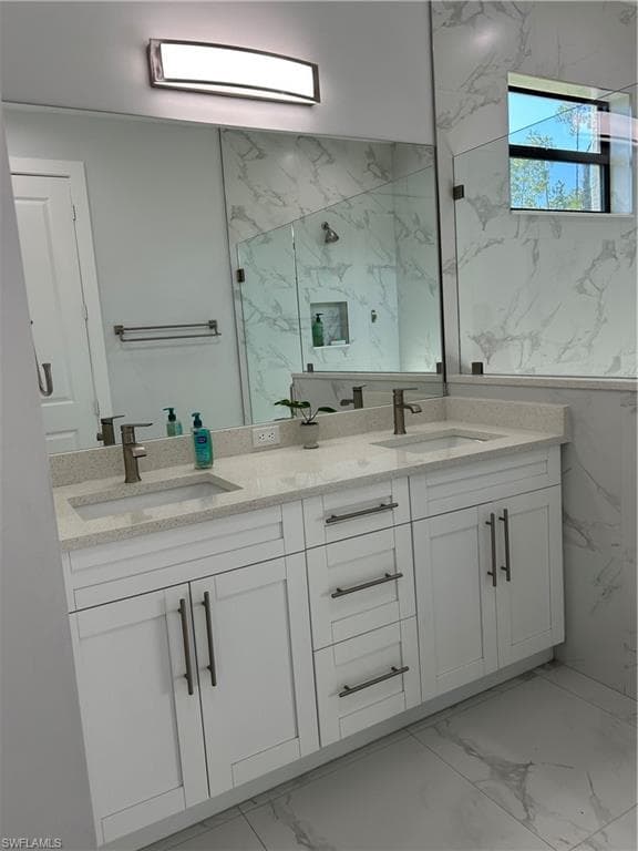 3743 16th Ave SE, Naples, FL 34117-9