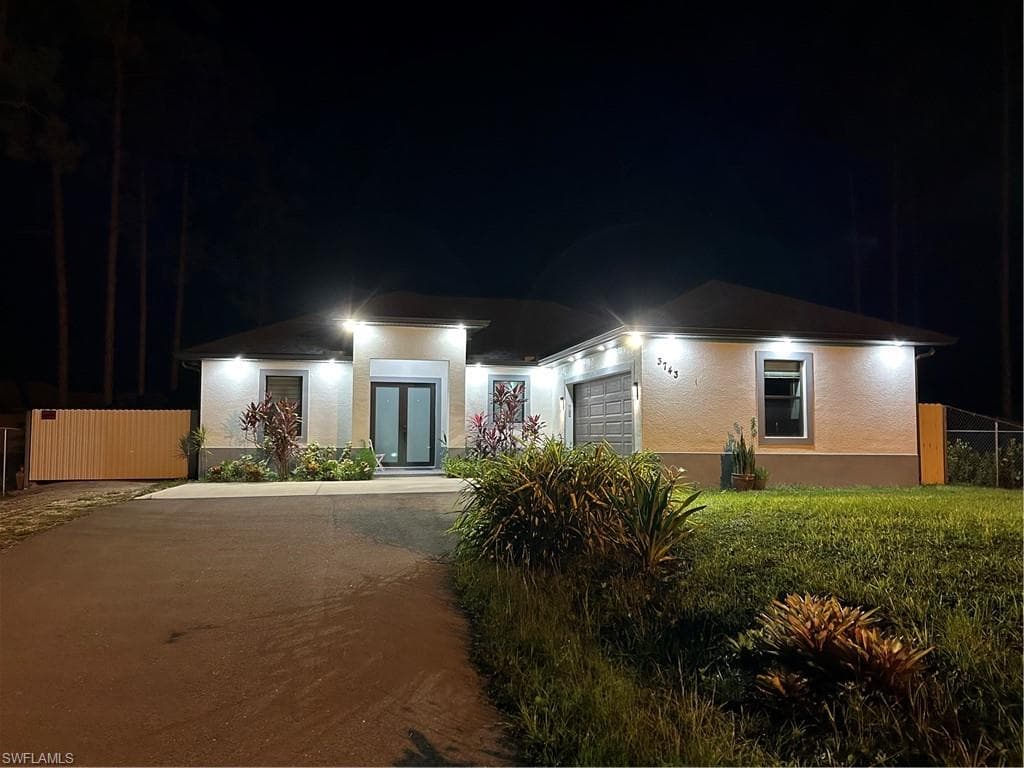 3743 16th Ave SE, Naples, FL 34117-15