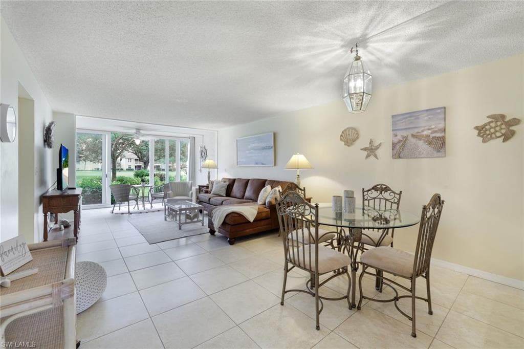 1086 Forest Lakes Dr 9107, Naples, FL 34105-10
