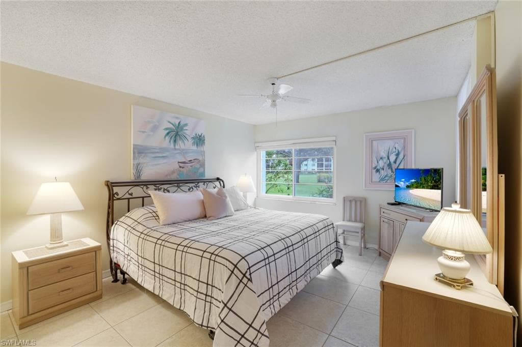 1086 Forest Lakes Dr 9107, Naples, FL 34105-13