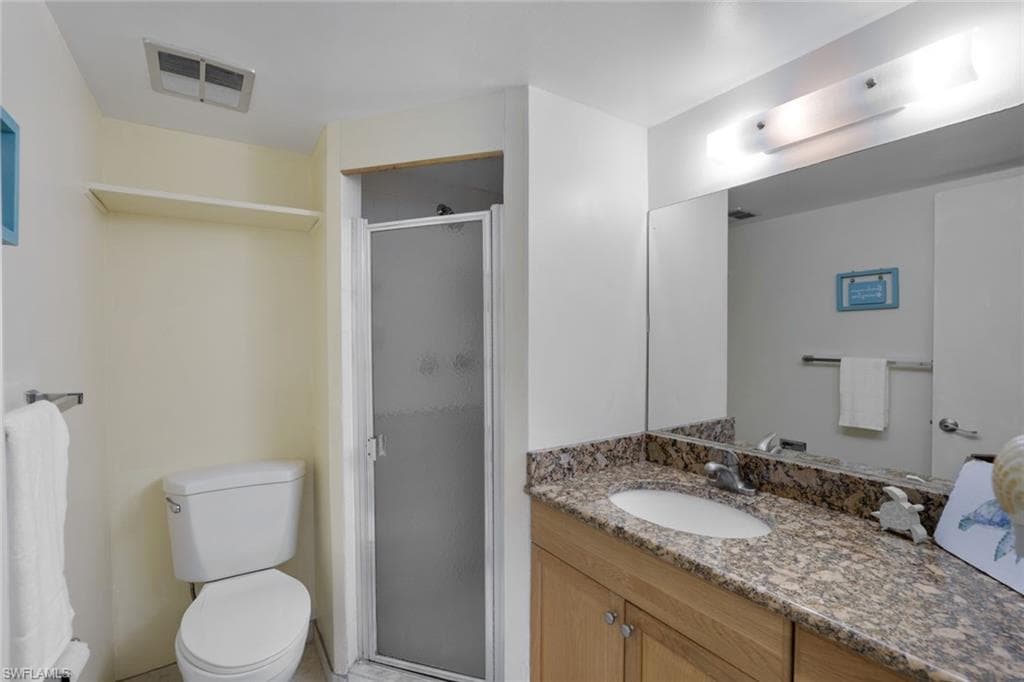 1086 Forest Lakes Dr 9107, Naples, FL 34105-18