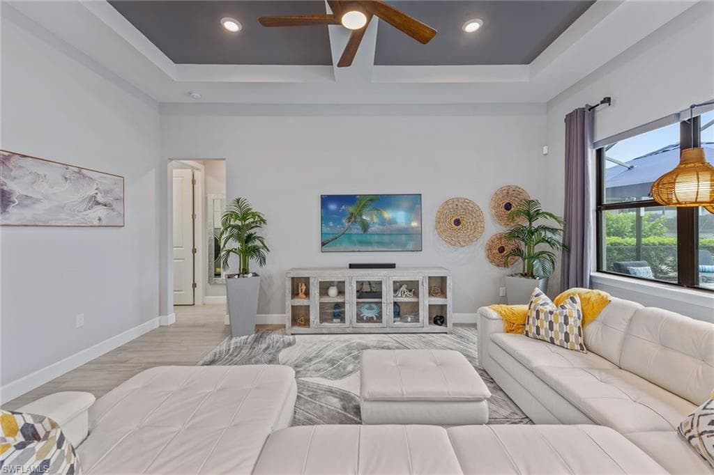 2740 Amaranda Ct, Naples, FL 34114-9