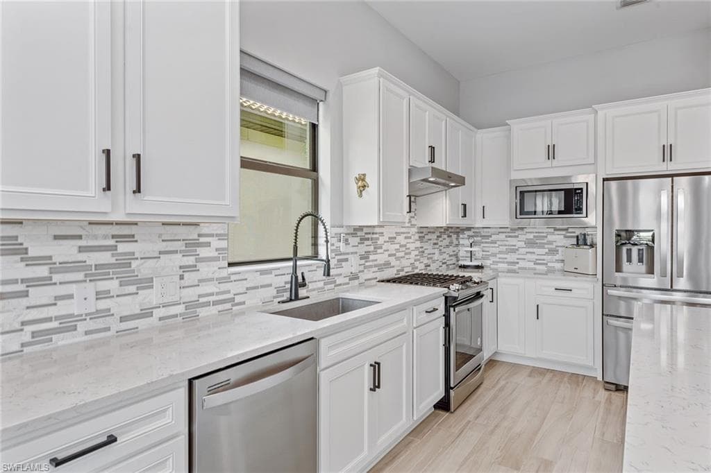 2740 Amaranda Ct, Naples, FL 34114-13