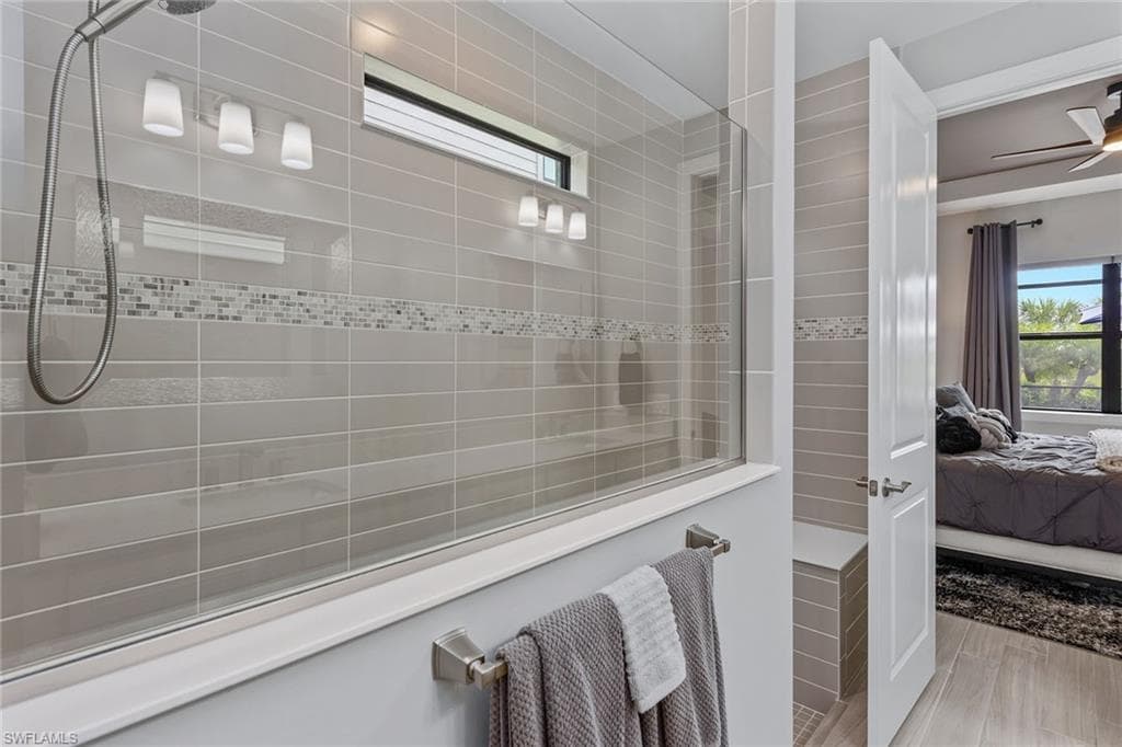 2740 Amaranda Ct, Naples, FL 34114-18