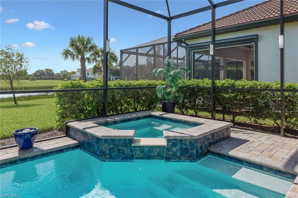 2740 Amaranda Ct, Naples, FL 34114-29