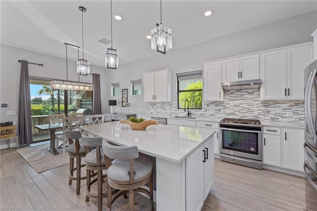 2740 Amaranda Ct, Naples, FL 34114-3