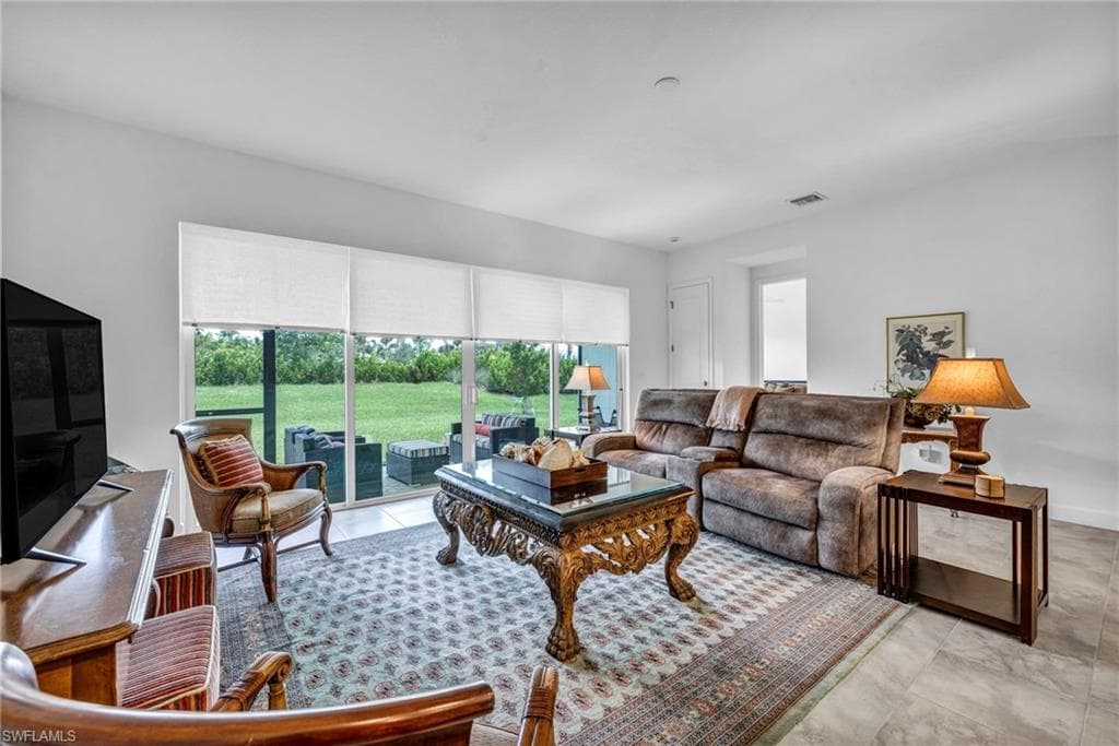 12445 Dahlia Ct, Naples, FL 34120-8