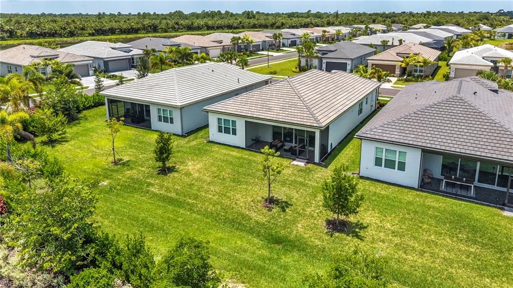 12445 Dahlia Ct, Naples, FL 34120-18