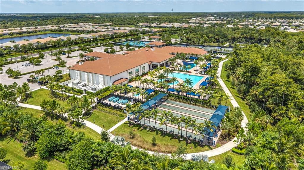 12445 Dahlia Ct, Naples, FL 34120-20