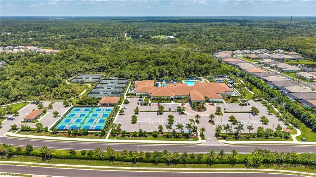 12445 Dahlia Ct, Naples, FL 34120-2