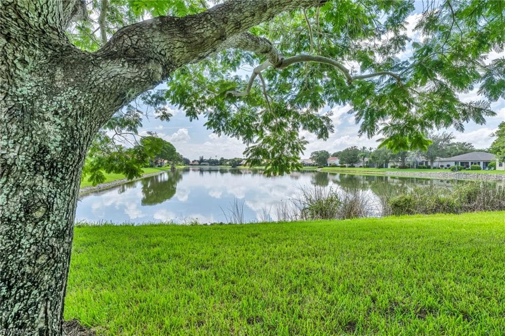 6908 Lone Oak Blvd, Naples, FL 34109-17