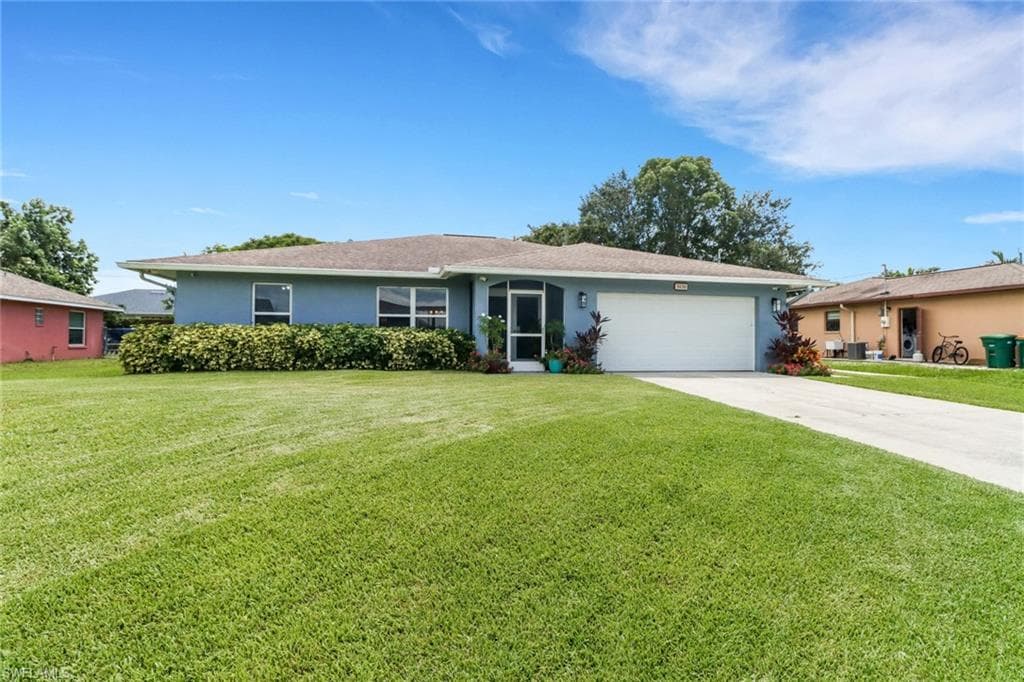 3036 42nd Ter SW, Naples, FL 34116-27