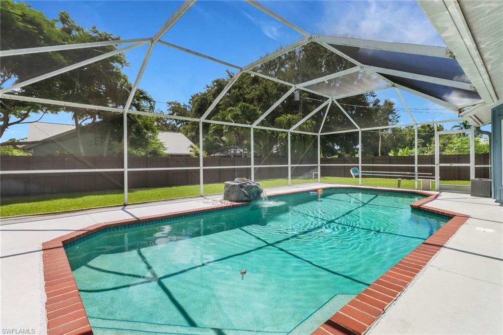 3036 42nd Ter SW, Naples, FL 34116-3