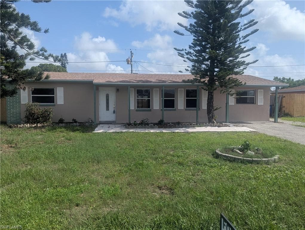 18165 Iris Rd, Fort Myers, FL 33967-2