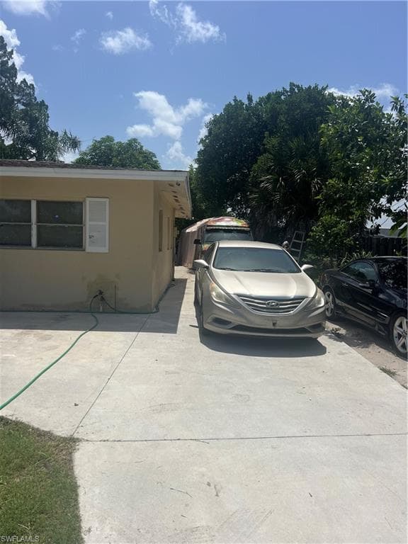 1763 Glenway Ct, Fort Myers, FL 33916-4