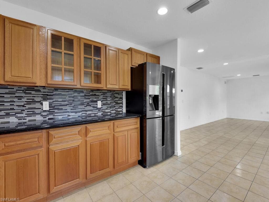 4380 20th Ave NE, Naples, FL 34120-5