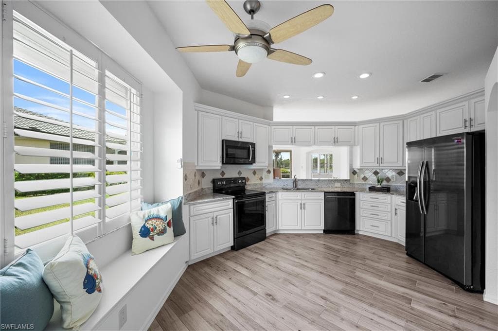 7750 Haverhill Ct, Naples, FL 34104-11