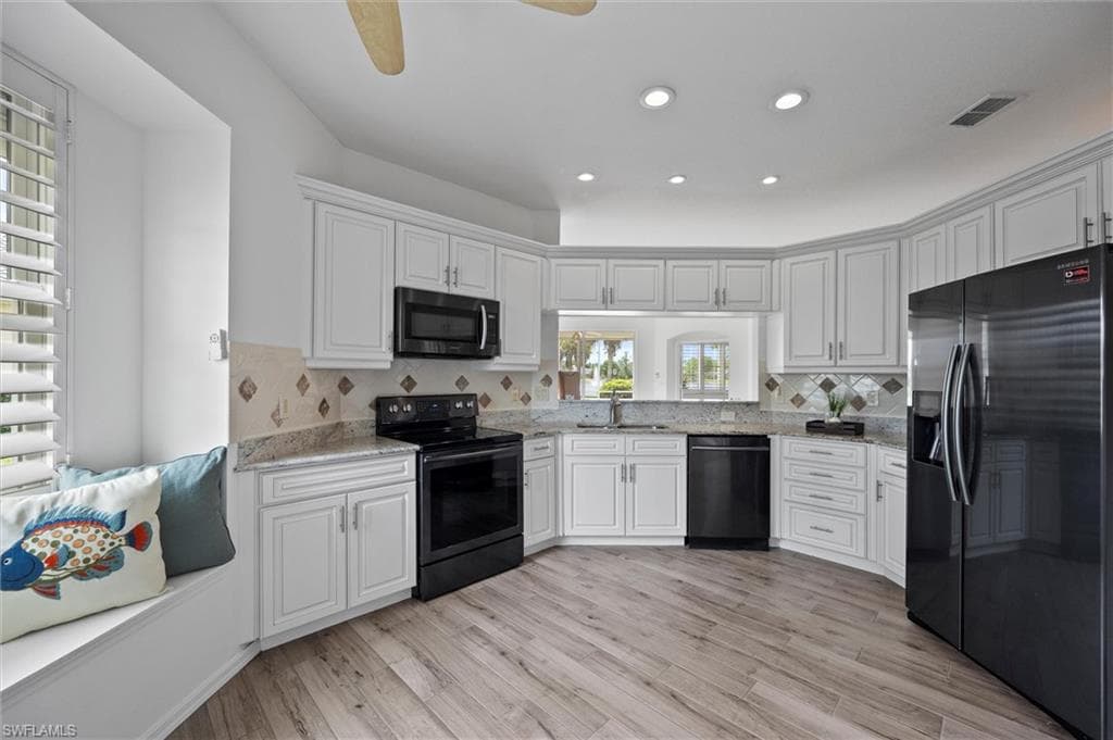7750 Haverhill Ct, Naples, FL 34104-13