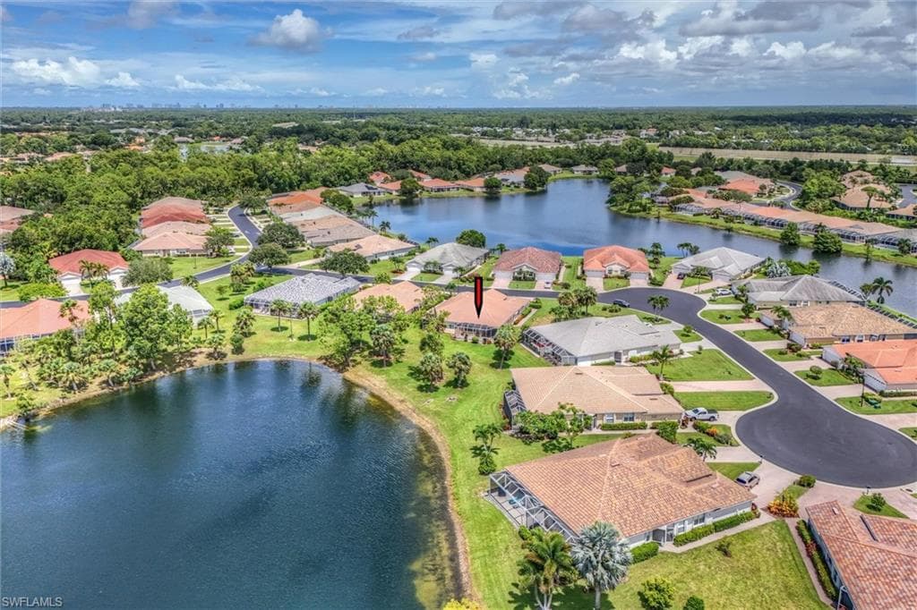 7750 Haverhill Ct, Naples, FL 34104-6