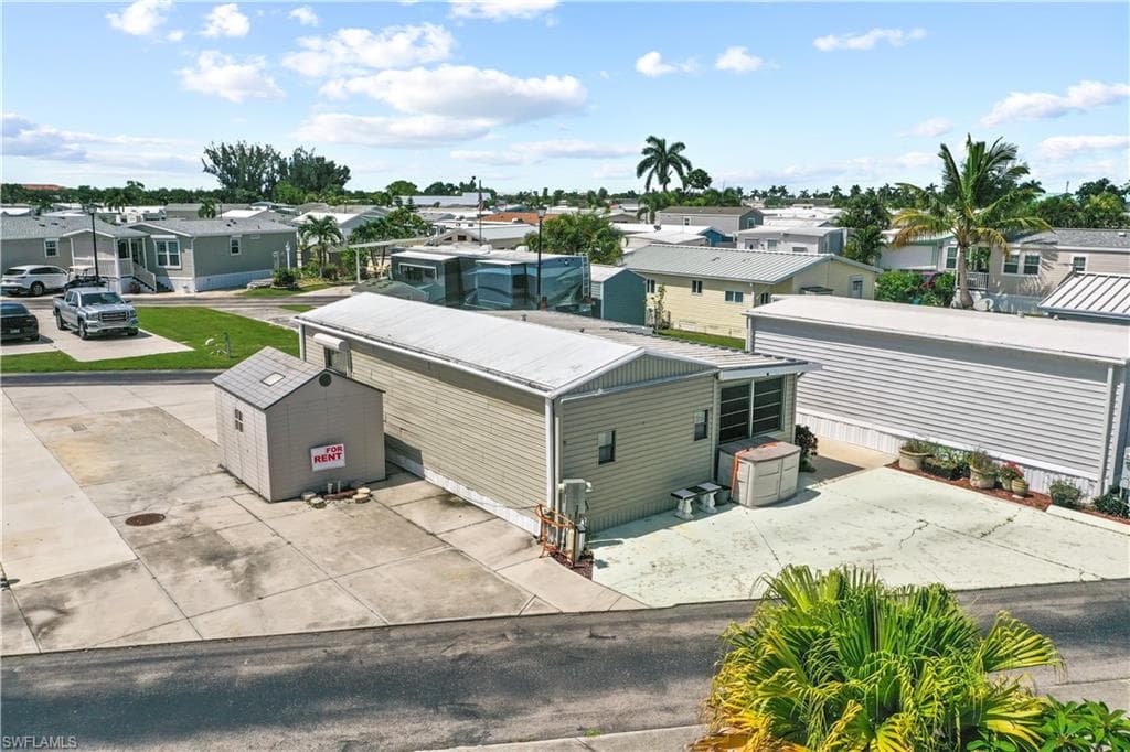 11641 Cardiff Dr, Fort Myers, FL 33908-17