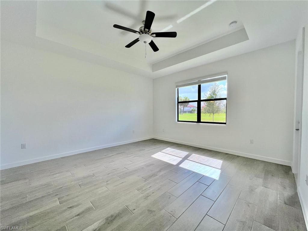 1388 Birdie Dr, Naples, FL 34120-25