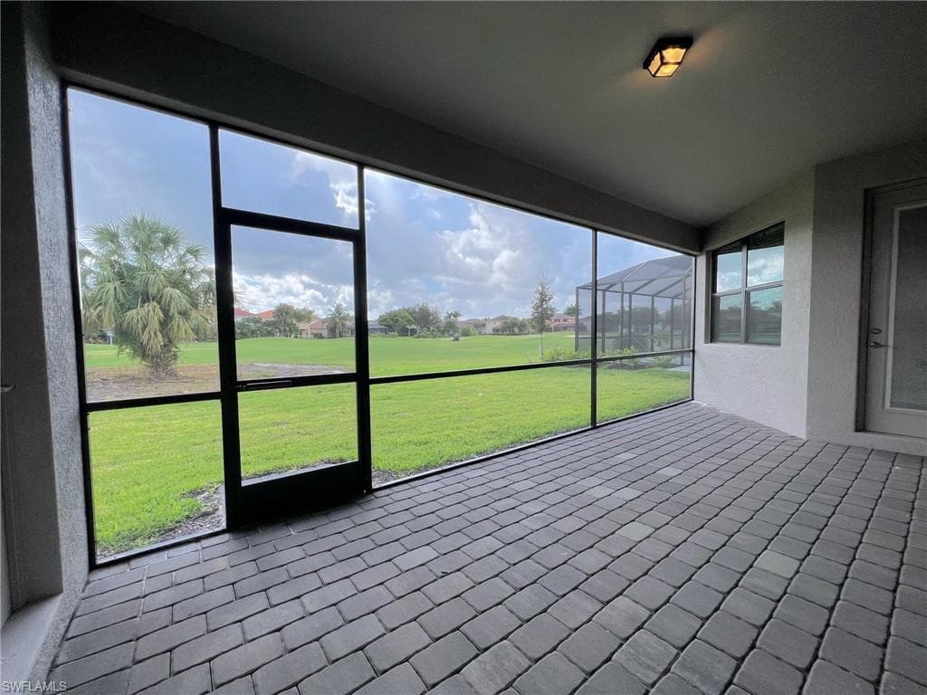 1388 Birdie Dr, Naples, FL 34120-32