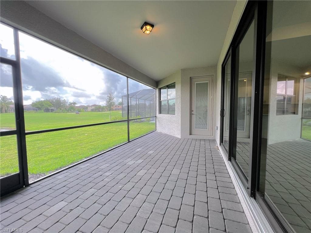 1388 Birdie Dr, Naples, FL 34120-33